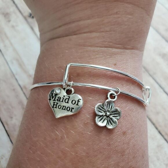 Maid of Honor Charm Bracelet, Wedding Jewelry - Picture 3 of 11
